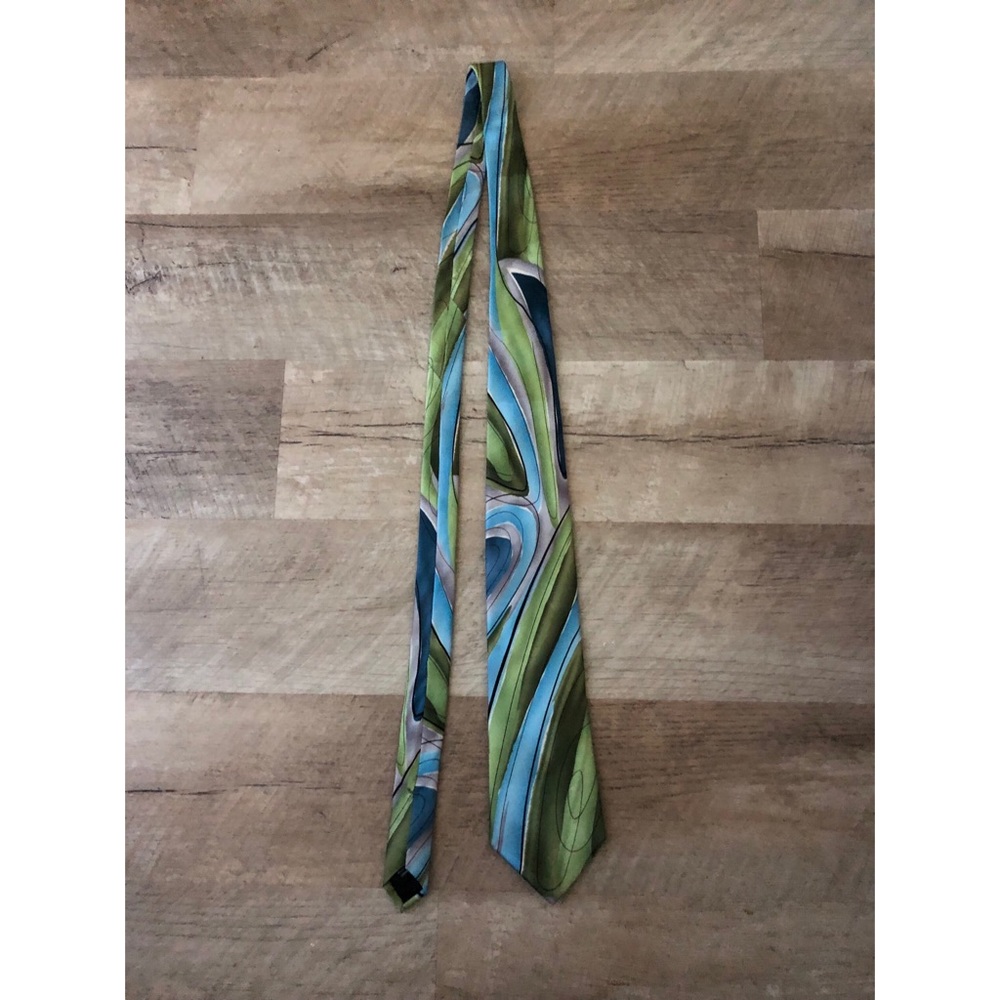 3/ $10 Men’s Necktie